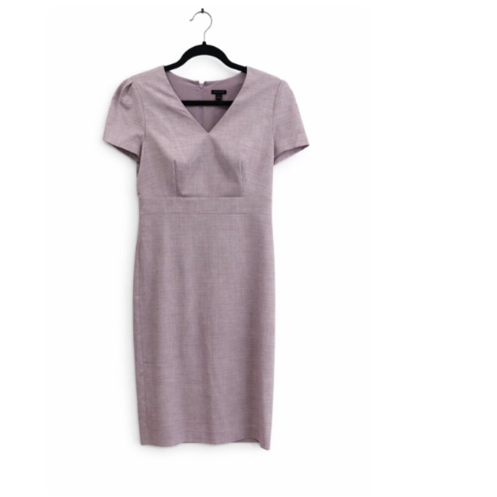 Ann Taylor Lavender Sheath Dress – Size 6